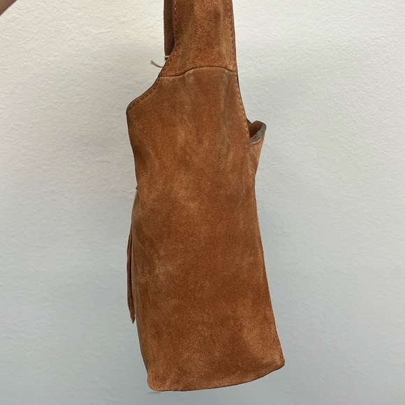 Lucky Brand | Leather Hobo Bag ~ “Honey Tan” - Picture 7 of 15